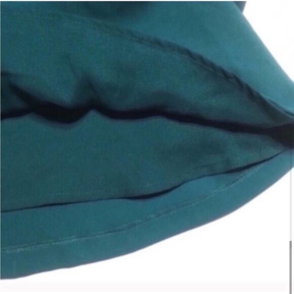 Lovers + Friends Lily Dress in Emerald Size Medium - Picture 5 of 7